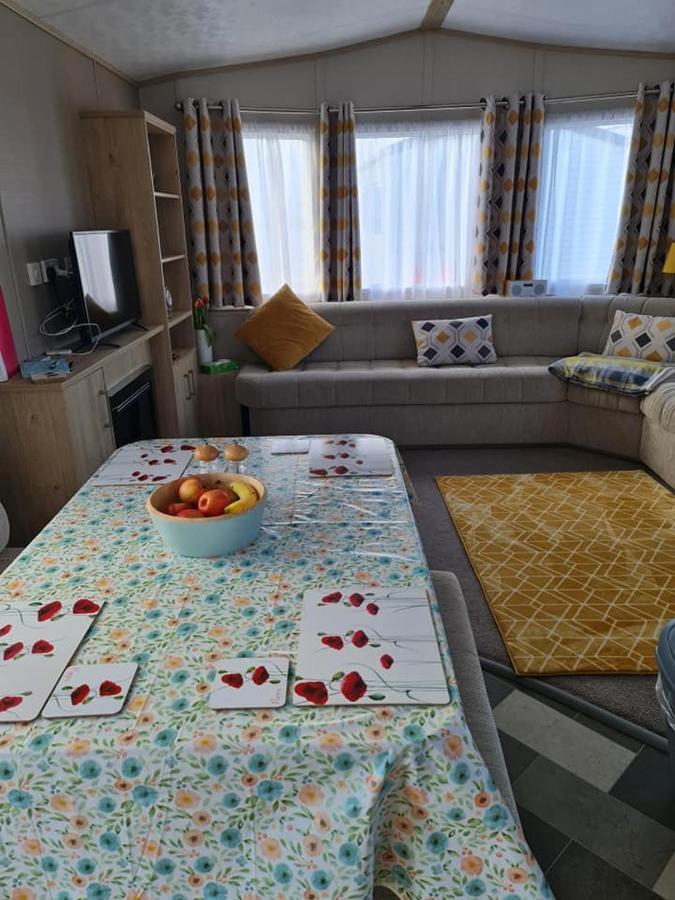 Caravan By The Sea Elgin Exterior foto